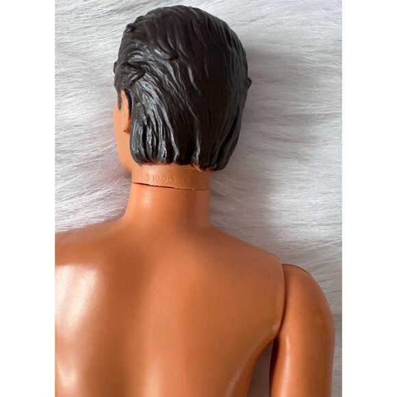 VTG Hot Skatin Ken Doll w Jointed Elbows +Knees for Movement In Original Outfit - Picture 10 of 10